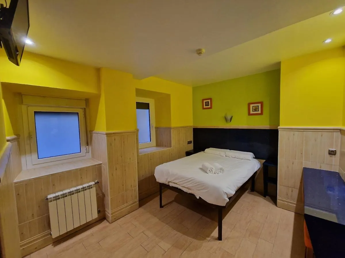 Pension Izar Bat Guesthouse San Sebastian Gasthuis